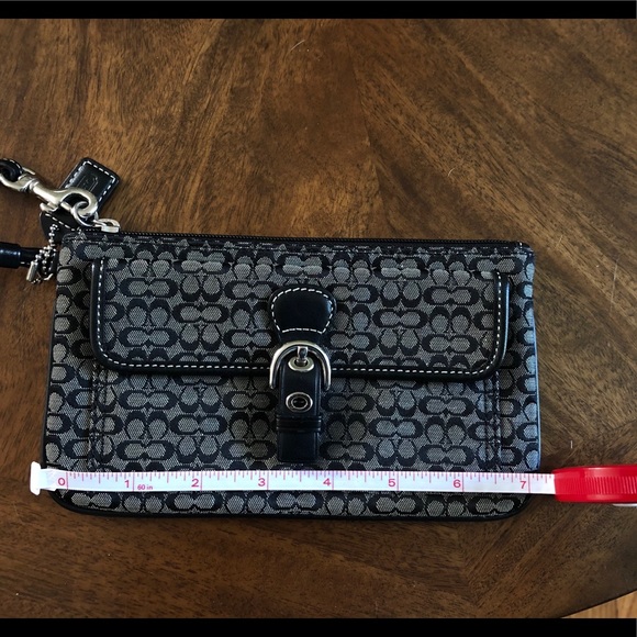 COACH wristlet - Picture 8 of 10